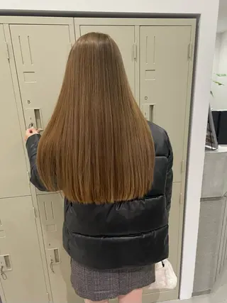 カラー カットパーマモデル 山中 遥のヘアスタイル