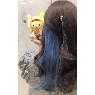 セミロング カラー 推しカラー✨ オタク美容師ユウカのヘアスタイル