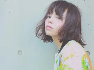 ショート ミディアム セミロング カラー 山下 千明のヘアスタイル