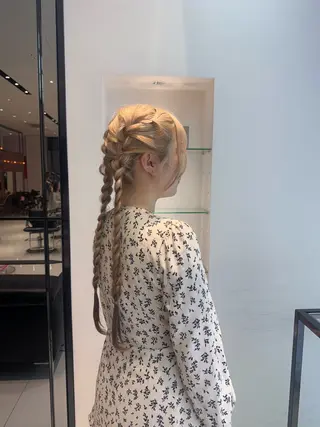 ヘアアレンジ keen吉祥寺🐆 レイヤー/NAO🩶のヘアスタイル