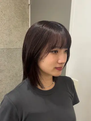 ミディアム riko／ SYS by fitのヘアスタイル