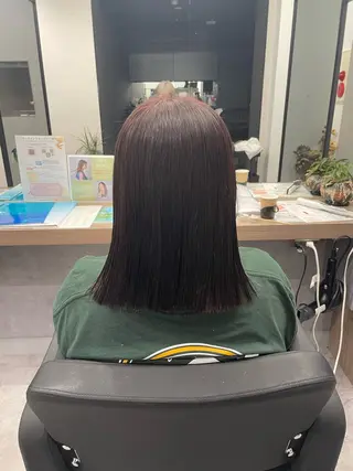 ミディアム カラー COCO .のヘアスタイル
