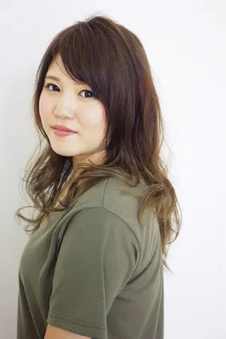 セミロング ロング 佐野 寛のヘアスタイル