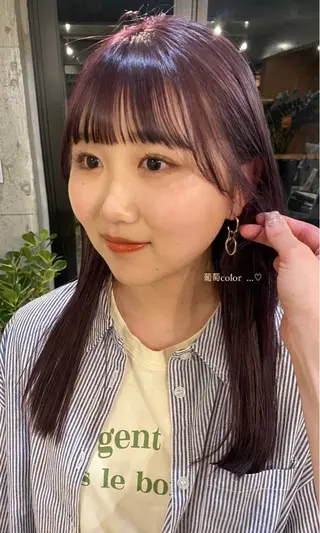 ミディアム カラー 今福 彩海のヘアスタイル