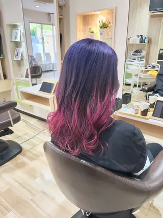 セミロング カラー 🌈派手髪ハイトーン 🌈鈴木亮太🌈のヘアスタイル