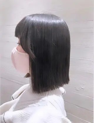 ショート サキ🤍ハイトーン 🩰くびれ巻きヘアのヘアスタイル