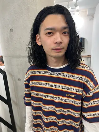 ミディアム メンズ ミヤギ リュウキのヘアスタイル