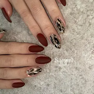 ネイル S. JEWELのネイルデザイン