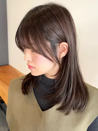 ミディアム カラー VIEW EHIME 齋藤  あつきのヘアスタイル