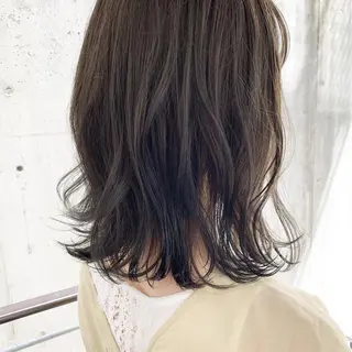 ミディアム フリーランス 美容師 cayocoのヘアスタイル