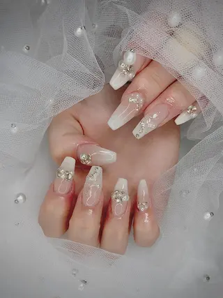 ネイル I-nailロング /ワンホン/キラキラのネイルデザイン