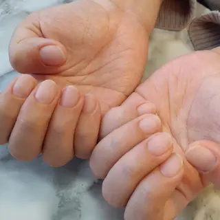 ネイル ジェヌインネイル 河内のネイルデザイン