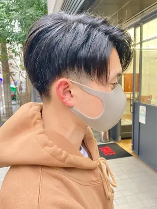 ショート メンズ 松岡 俊輔のヘアスタイル