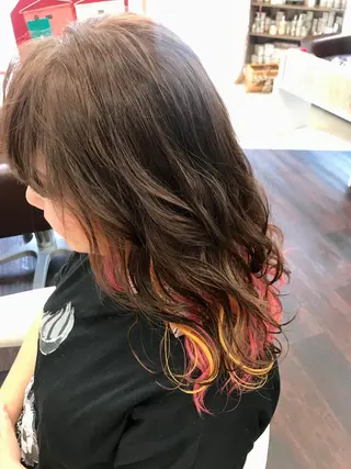 セミロング カラー 岩谷/ブリーチ 🪽透明感カラーのヘアスタイル