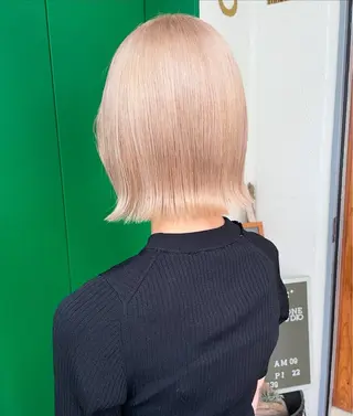 ショート カラー ヘアアレンジ 艶髪 🦋CON🦋のヘアスタイル
