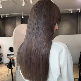 ロング カラー 吉田 葉音のヘアスタイル