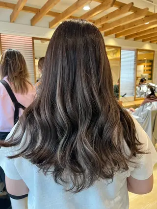 セミロング カラー 渋谷ハイトーン/ デザインカラー阿部のヘアスタイル
