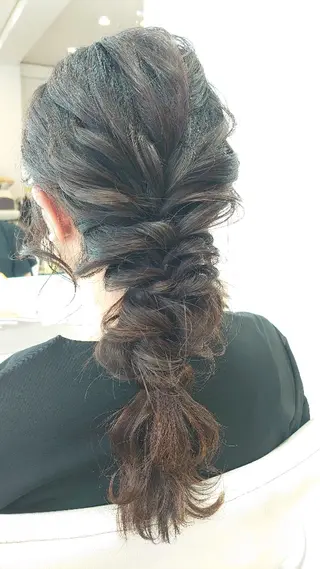 ヘアアレンジ キンジョウ エナミのヘアスタイル