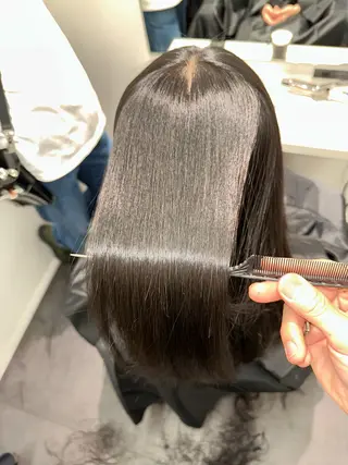 セミロング 美髪特化✨ 伊織✨縮毛矯正✨のヘアスタイル