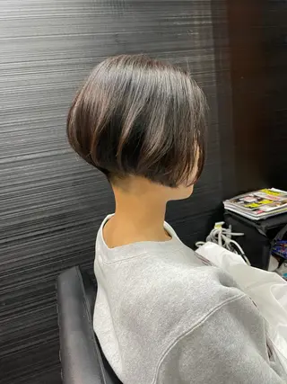ショート カラー 山本 雅由のヘアスタイル
