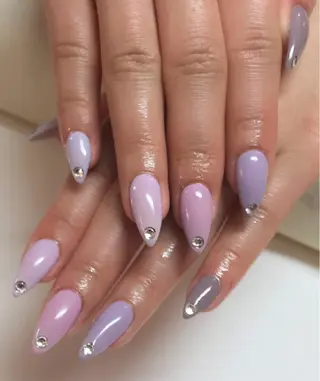 ネイル Attrait所属・momo sのネイルデザイン