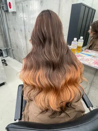 ロング 手島 カミラのヘアスタイル