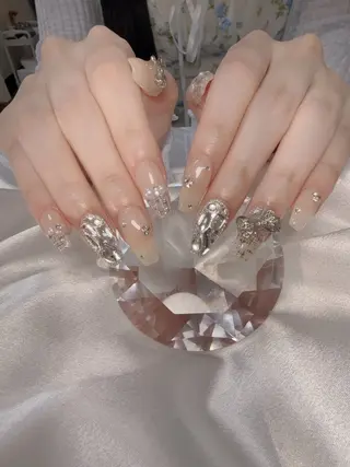 ネイル 西野 カナのネイルデザイン