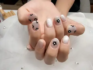 ネイル シズ セキのネイルデザイン