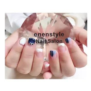 ショート ネイル 👑enen style👑のネイルデザイン