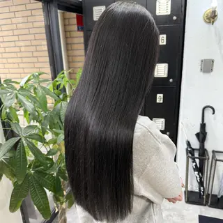 ロング Akua【代表】 Kazumaのヘアスタイル