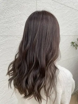 ロング カラー 鵜飼 真伍のヘアスタイル