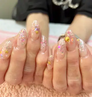 ネイル ＧＬAD グラットのネイルデザイン