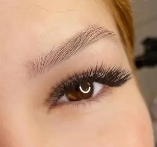 マツエク・マツパ o mariの眉毛・アイブロウイメージ