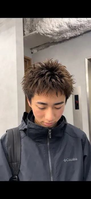 ショート カラー メンズ 安藤 晴大のヘアスタイル