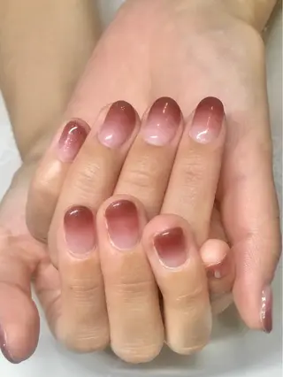 ネイル 新宿ネイルサロン ジェミディローサのネイルデザイン