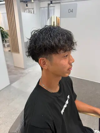 パーマ メンズ 川﨑 未稀のヘアスタイル