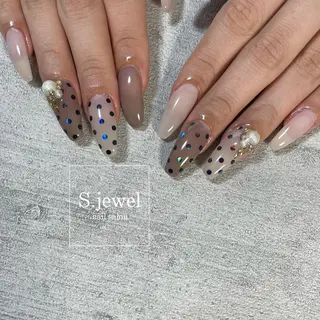 ネイル S. JEWELのネイルデザイン