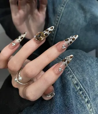 ネイル Aimee Nail Studioのネイルデザイン