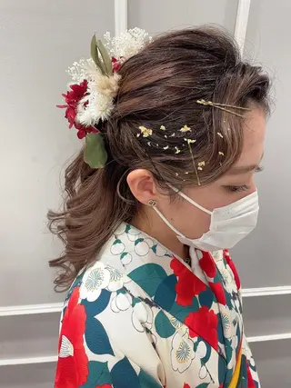 ミディアム ヘアアレンジ 🦖鶴岡 香純🦖のヘアスタイル
