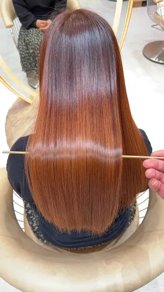 セミロング カラー 縮毛矯正✨🫧 レイヤー川村利幸のヘアスタイル