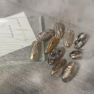 ネイル S. JEWELのネイルデザイン