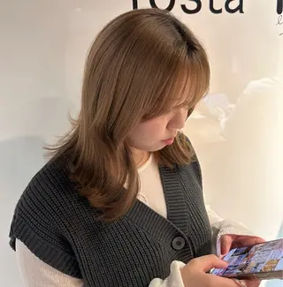 セミロング 兒玉 希乃花のヘアスタイル