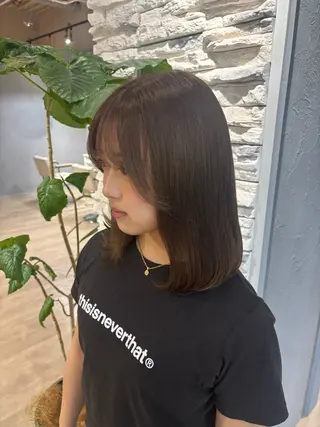 セミロング Maki /透明感カラーのヘアスタイル