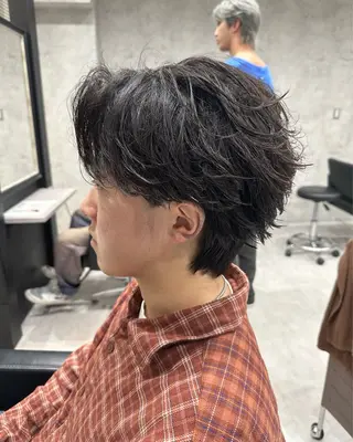 ショート パーマ メンズ ユウ🪄 パーマ指名No1のヘアスタイル