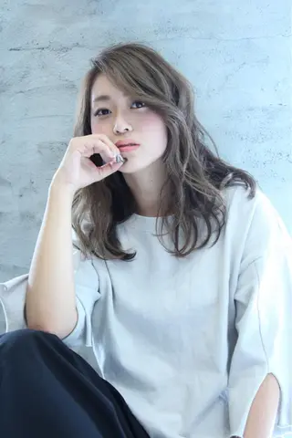 ミディアム セミロング ロング カラー LoRE hair 四条河原町 西尾友里のヘアスタイル