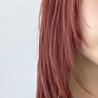 セミロング カラー 🍑暖色／レイヤー／ 真希🎀のヘアスタイル