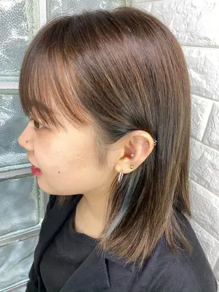 セミロング カラー 美容師歴18年 ALBA 齊藤のヘアスタイル