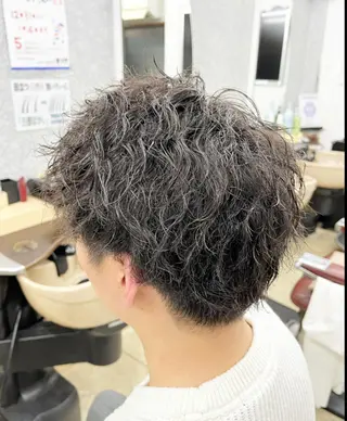 ミディアム パーマ メンズ 森田 健一のヘアスタイル