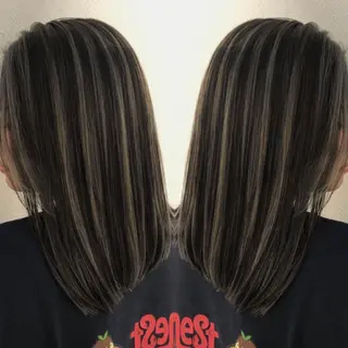 セミロング カラー 𝐍𝐄𝐎 𝐉𝐔𝐑𝐈のネイルデザイン
