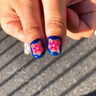 ネイル Gracias. rieのネイルデザイン